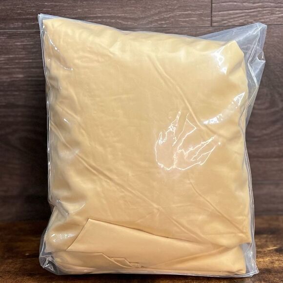 The Company Store Legends Smooth Wrinkle-Free Sateen Queen FITTED Sheet, New! - Picture 2 of 6